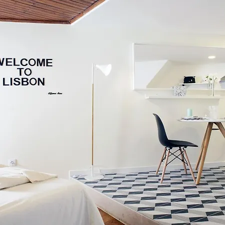 Alfama Rose - Guitarra Apartment *